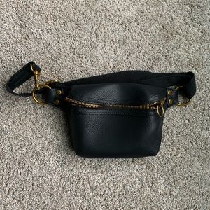 Fannypack purse :))